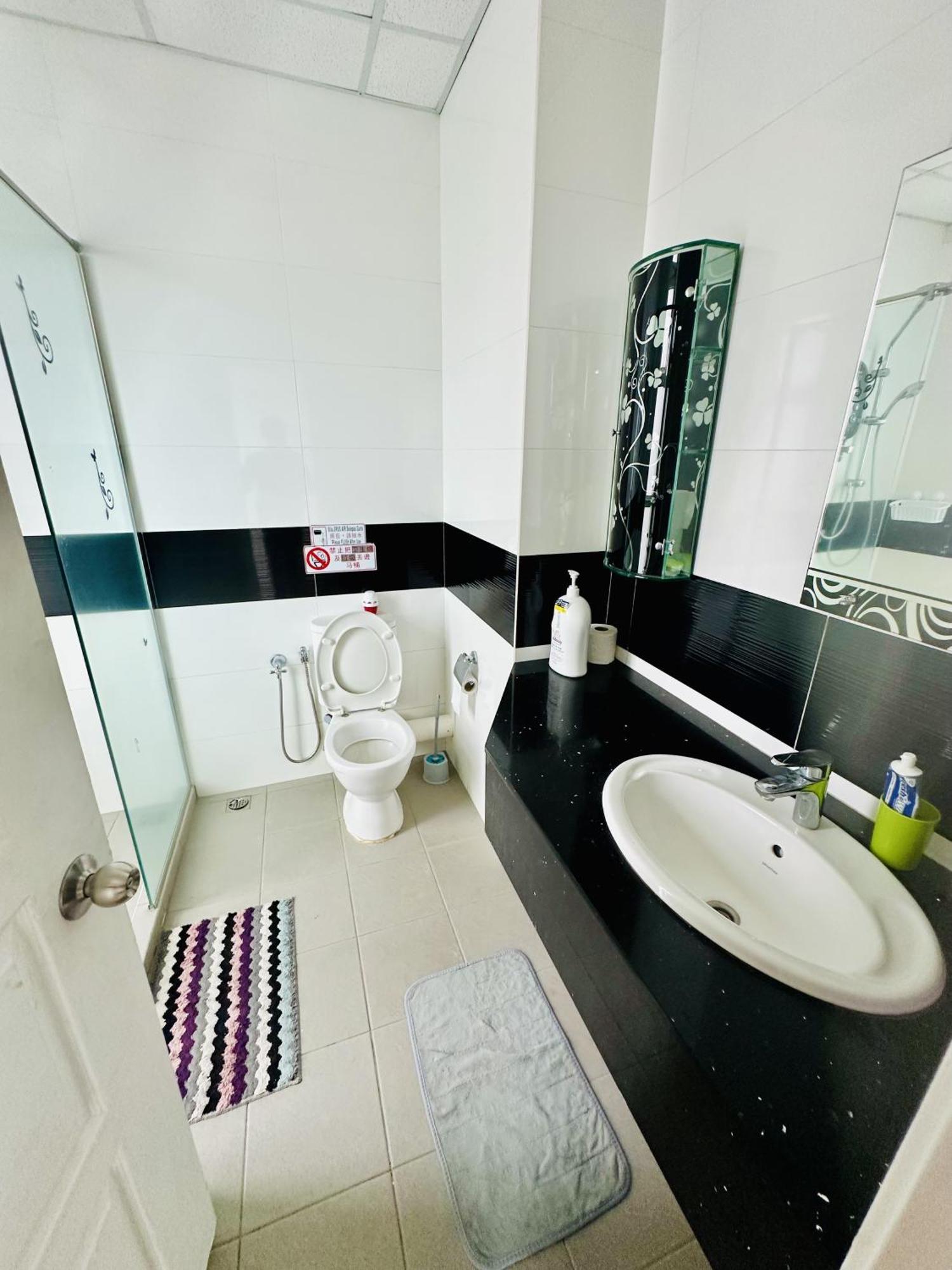 Mansion One L 10pax 3r2b L Seaview L Gleneagles L Pangsapuri *