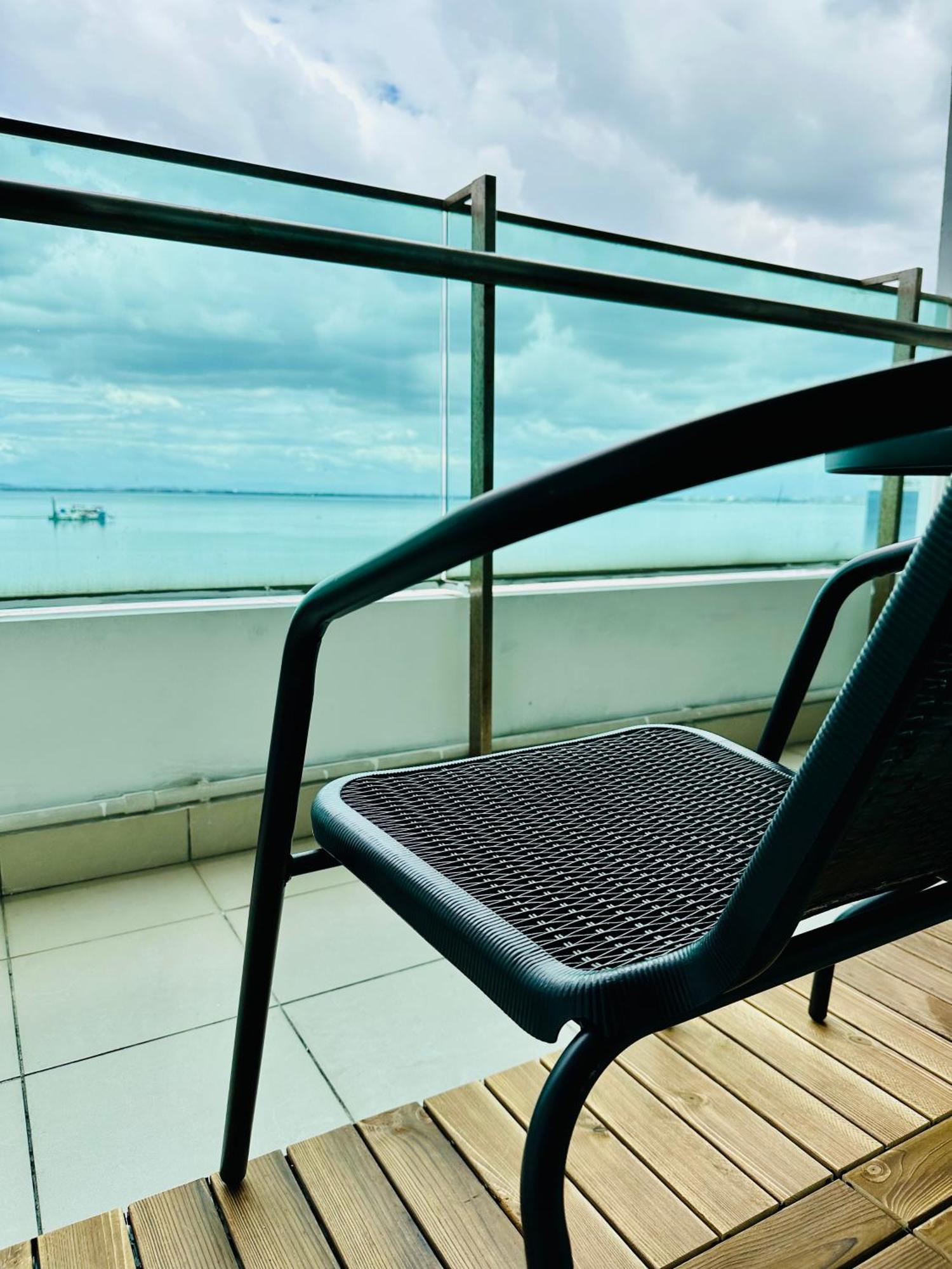 Mansion One L 10pax 3r2b L Seaview L Gleneagles L Georgetown
